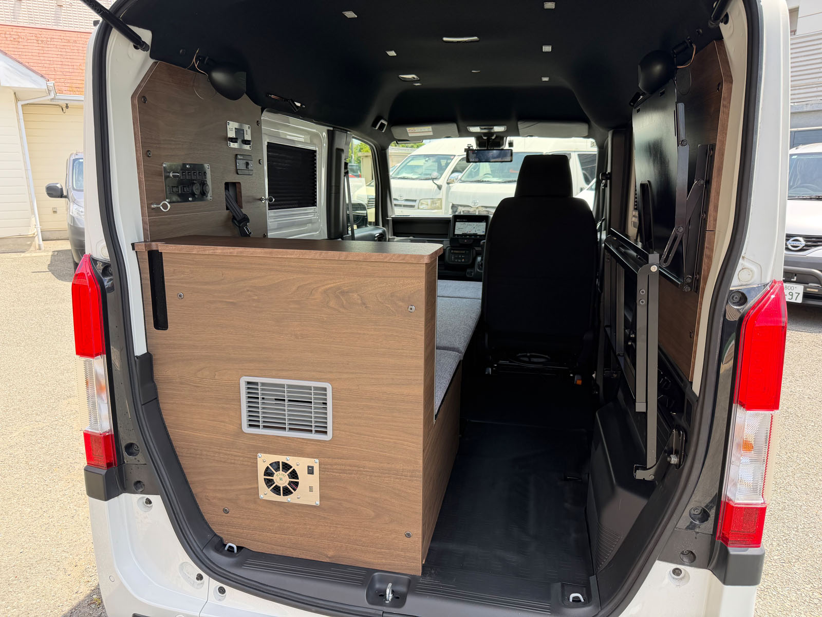 N-VAN 荷物スペース